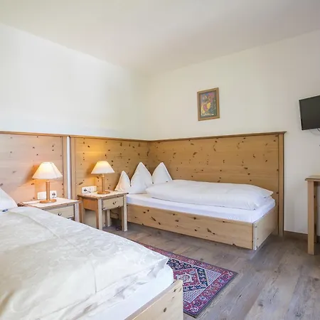 Spullersee Aparthotel 4*