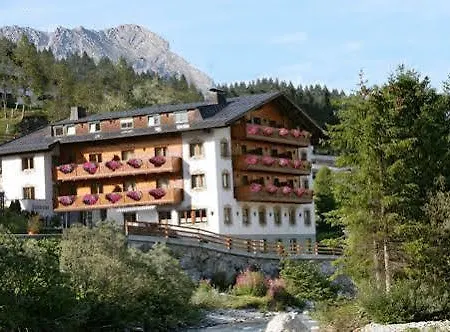 Spullersee 4*